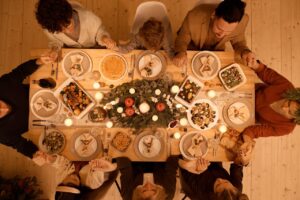 Family praying together during Advent